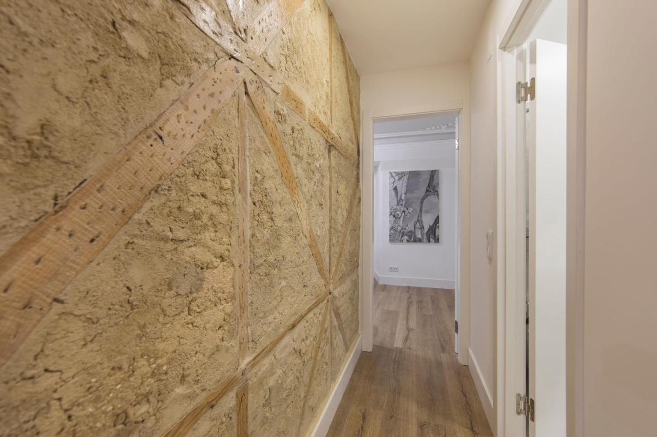 Lovelystay - Vintage Flat Near Santa Justa Elevator! Appartamento